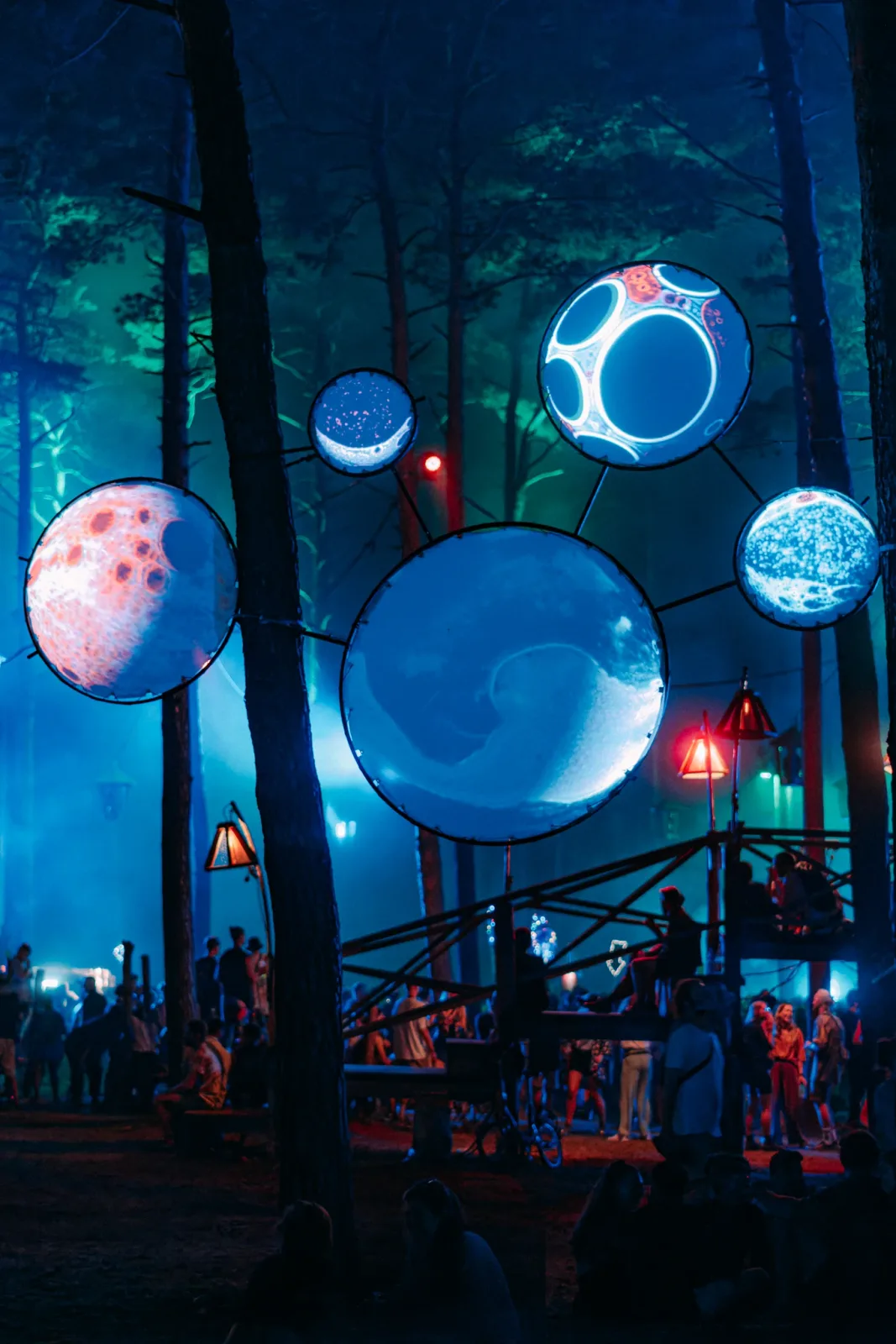 Source documentation from Deep Eyes at Bucht der Träumer & Garbicz Festival.